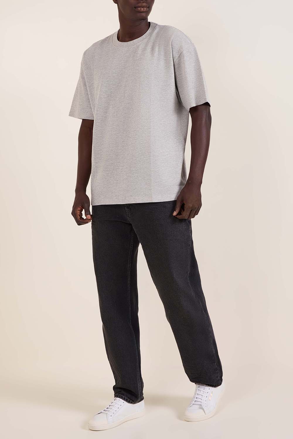 חולצת טי פיקה